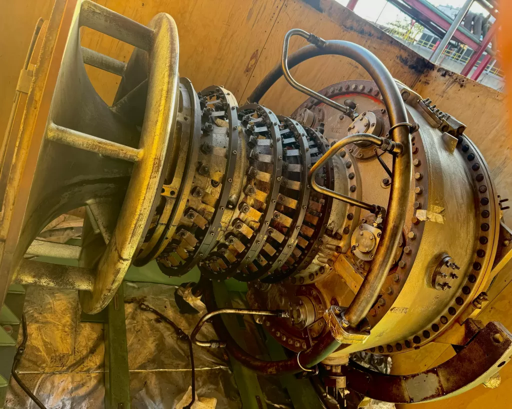 TURBINA A GÁS SIEMENS - SGT 100